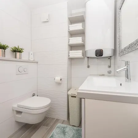 Silvija Apartment Makarska
