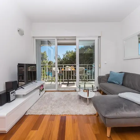 Silvija Apartment Makarska