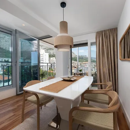 Seafront Apartment Silvija Apartment Makarska