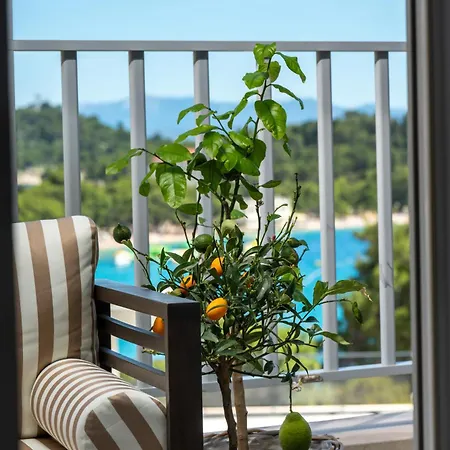 Seafront Apartment Silvija Apartment